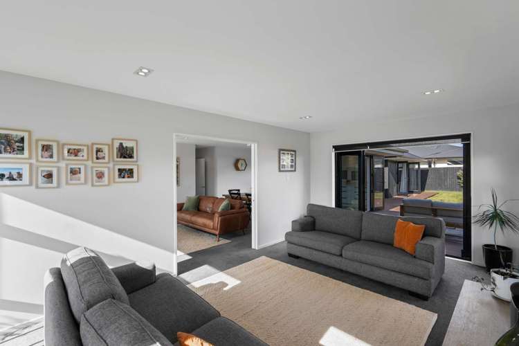 34 Russ Drive Lincoln_8