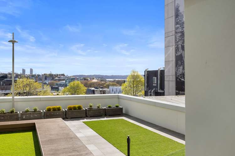 518/135 Hobson Street Auckland Central_15