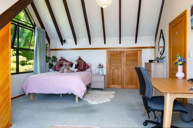 2069 Queen Charlotte Drive Queen Charlotte Sound_15