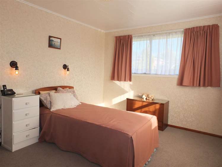 18 Goulds Road Marchwiel_10