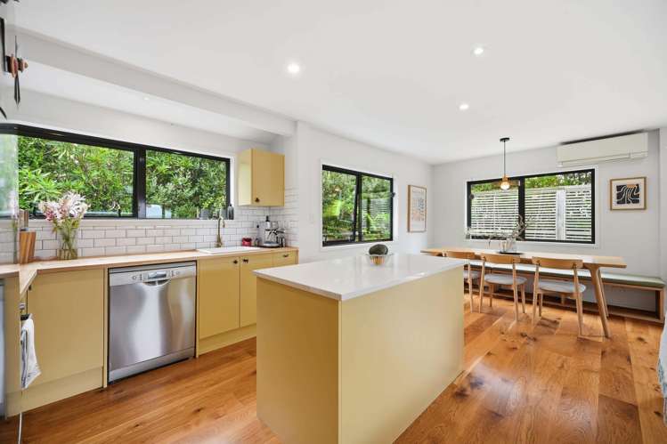 2/14 Mozeley Avenue Devonport_10