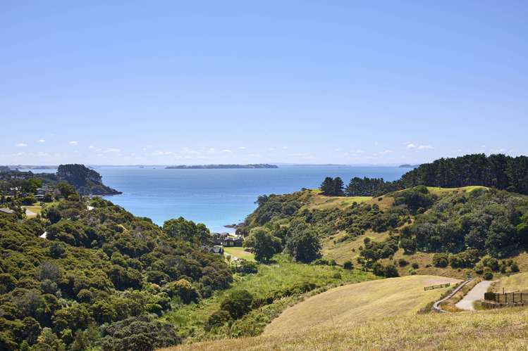 6 Tamihana Road Waiheke Island_11