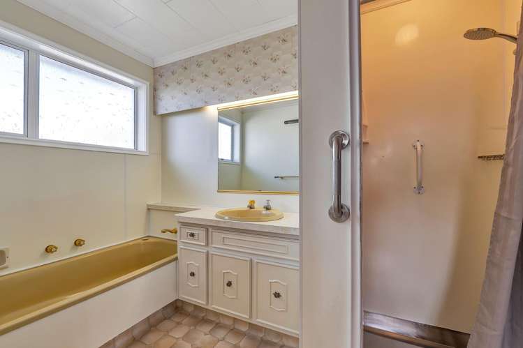 1 & 3 Surrey Street Hawera_13