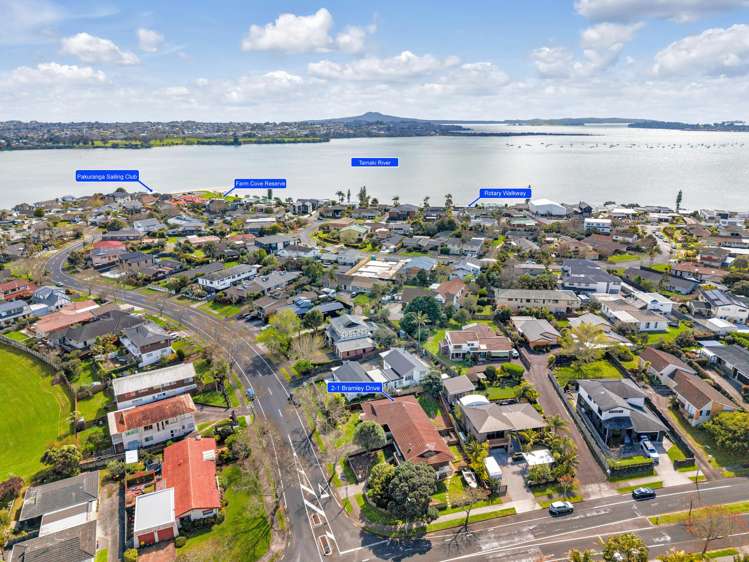 2/1 Bramley Drive Farm Cove_15