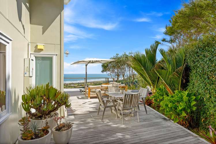 39 Oaia Road Muriwai_24