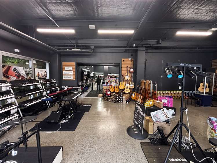 122 High Street Hutt Central_6