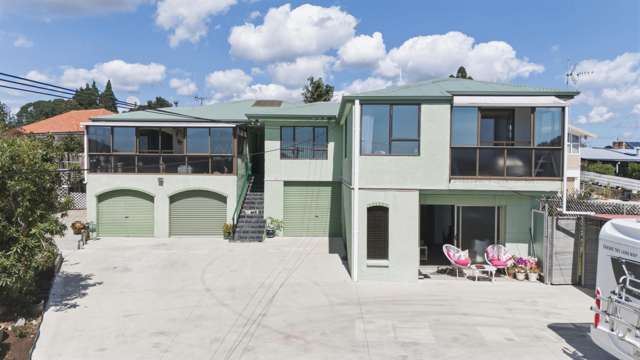 Dual living with harbour views