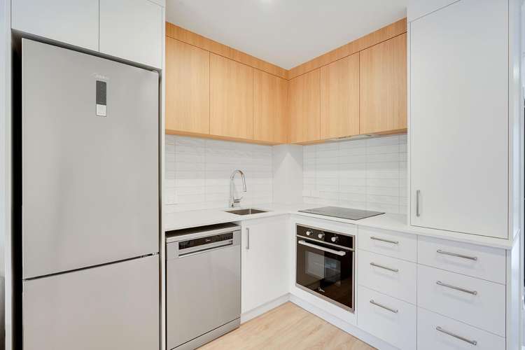 2/146 Old Farm Road_3