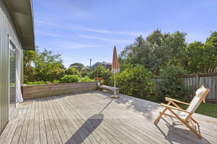 26 Smith Street Raglan_18