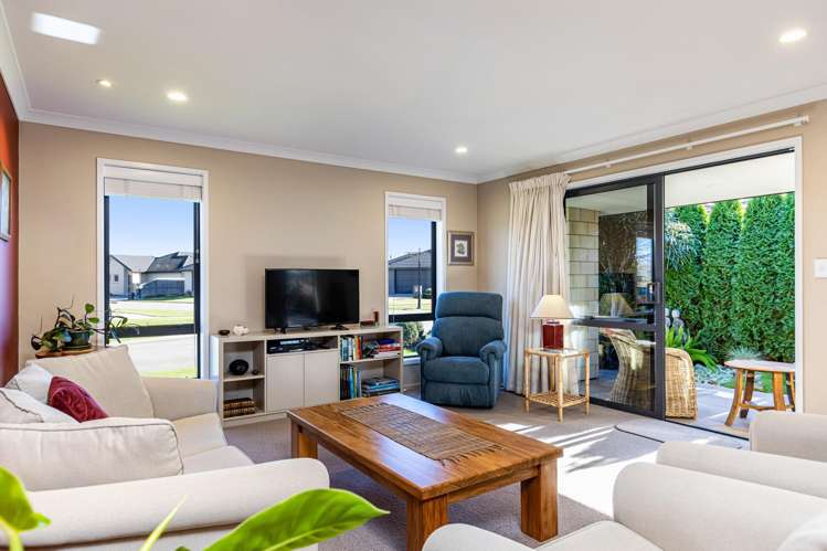 26 Ara Drive Redwoodtown_7