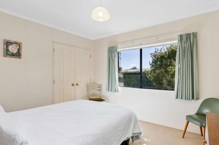 14 Fairview Terrace Waipahihi_16