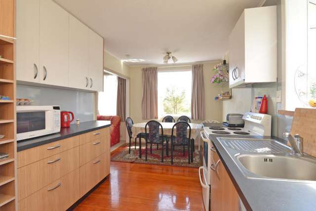 37 Nile Road Kelston_4