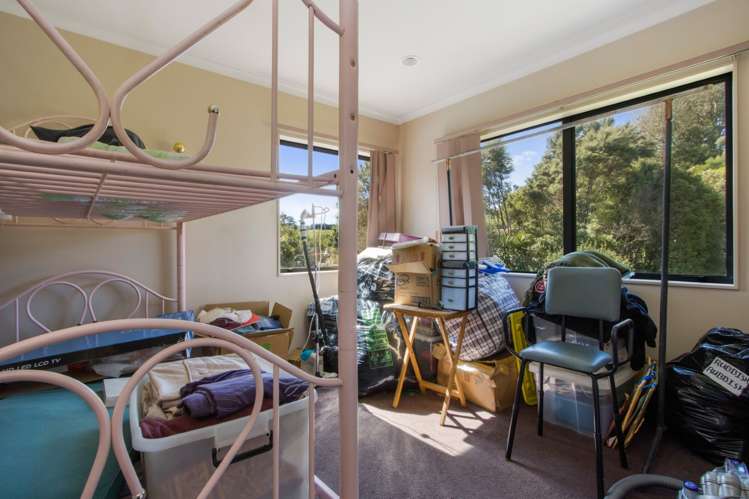 79 Victoria Street Waikino_12