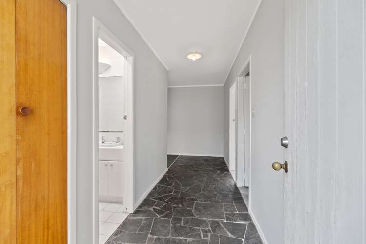 89 Ihaia Road Opunake_10