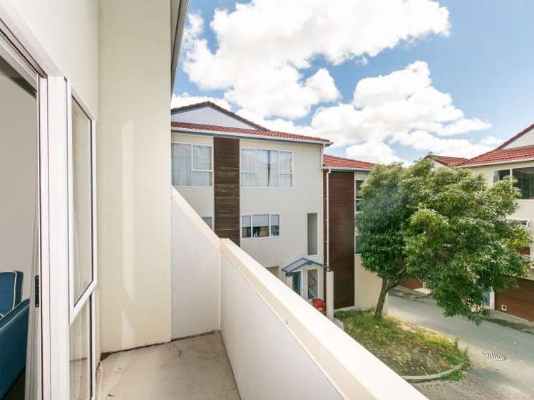 10/20 Thompson Street Mount Cook_8