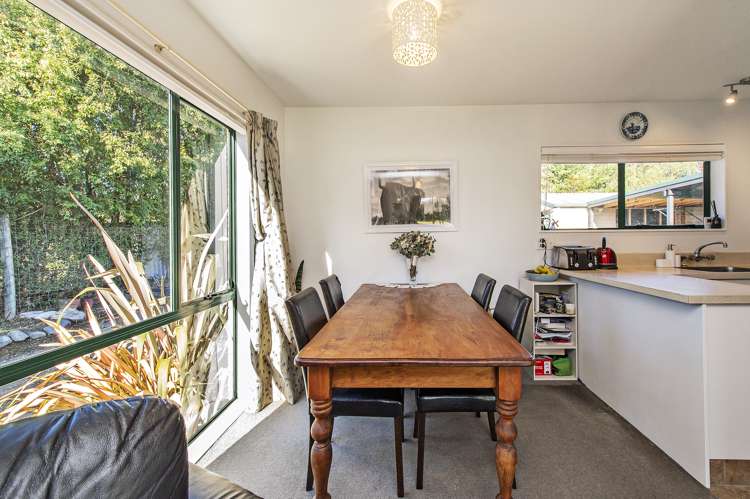 1707 Cust Road Cust_11