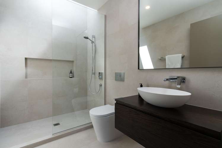 9 Hewitts Road Merivale_16