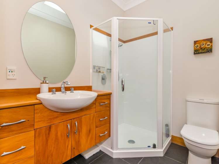 10 Gloucester Street Silverstream_15