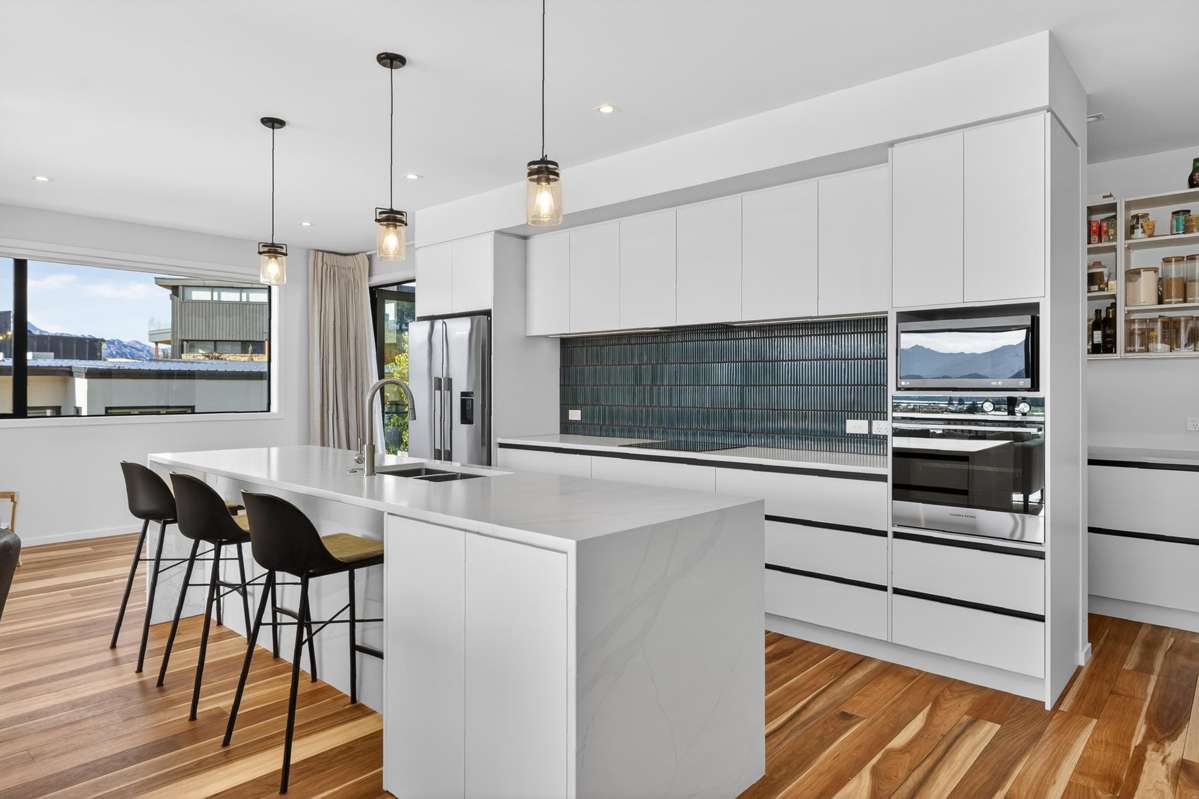 8 Landsborough Lane_3