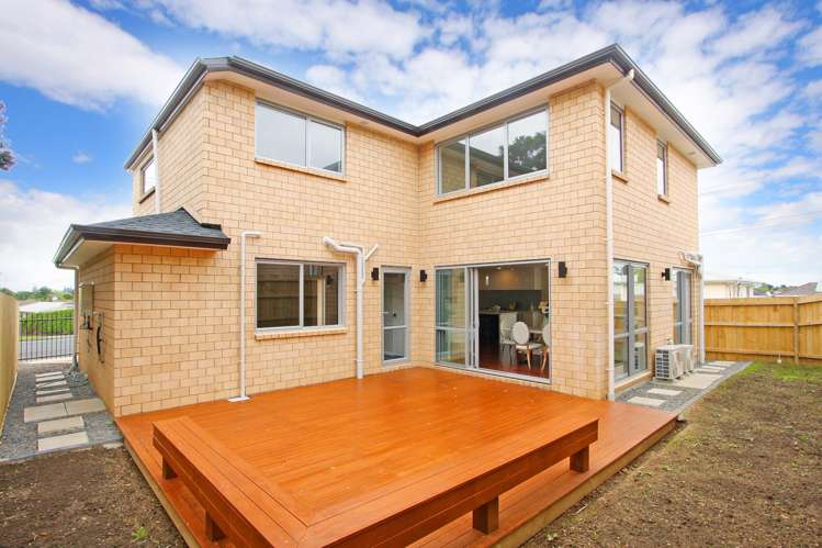 66 Mountain Road Mangere Bridge_10