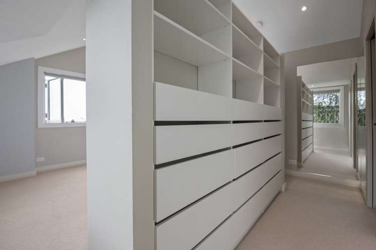 145 Queen Street 10888_17