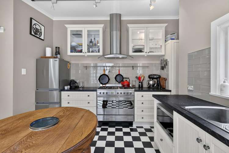 32 Godley Quay Lyttelton_9
