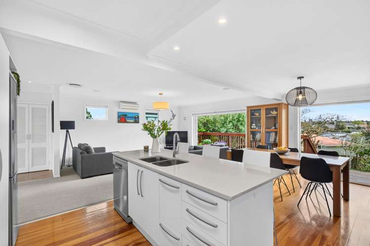 12 Madison Place Forrest Hill_5