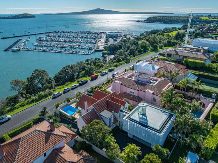 82 Paritai Drive Orakei_24