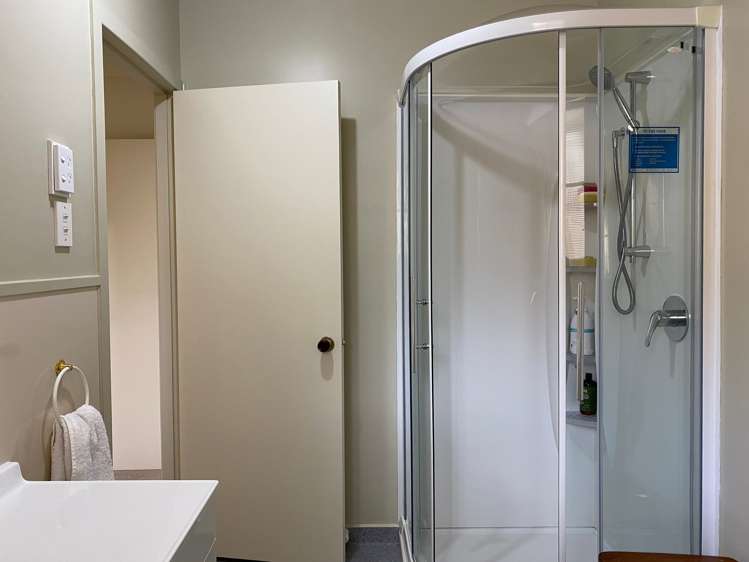 207 Reservoir Road Thames_14