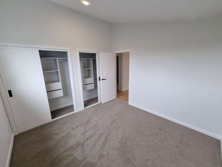 2 Matau Way Hauraki_12