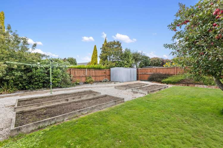 21 Welsford Street Woodend_23