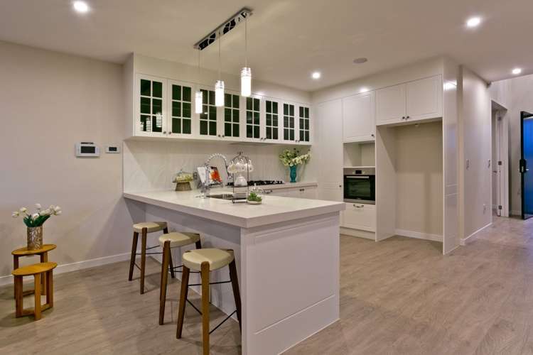 47 Bordeaux Parade Te Atatu South_6