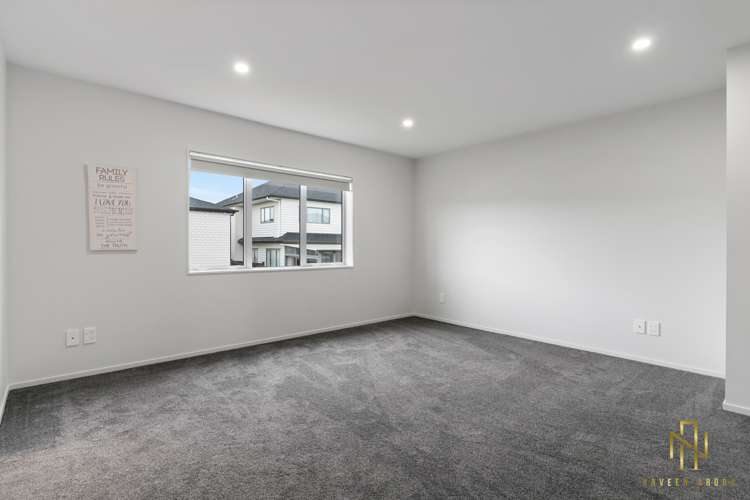 6 Matahae Drive Flat Bush_12