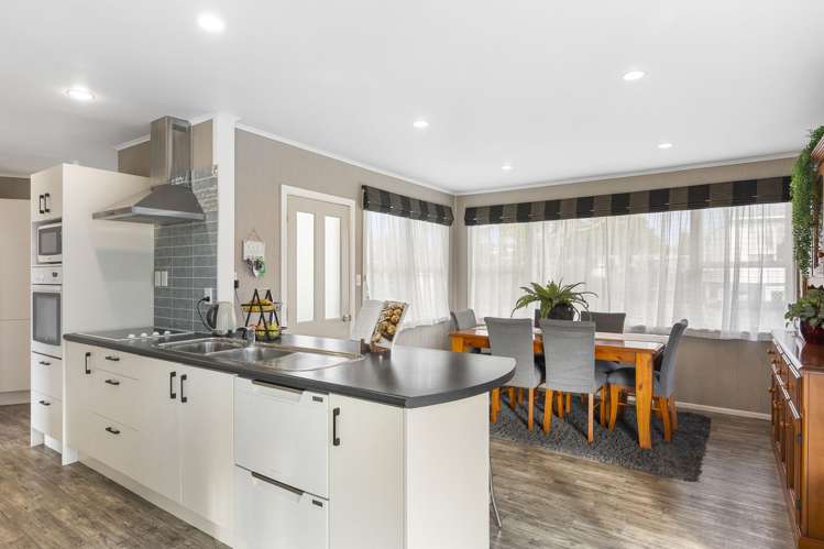 62 La Trobe Street Pakuranga Heights_4