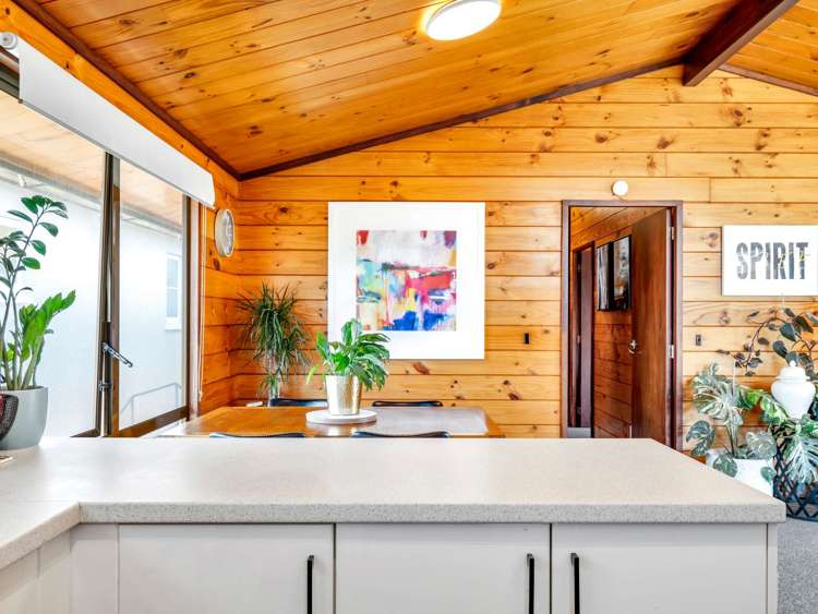 55a Devon Street Glenholme_16