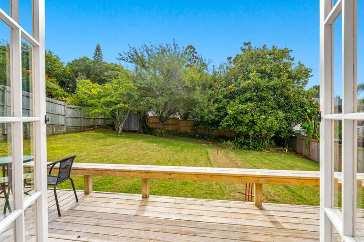 8 Odin Place Beach Haven_14