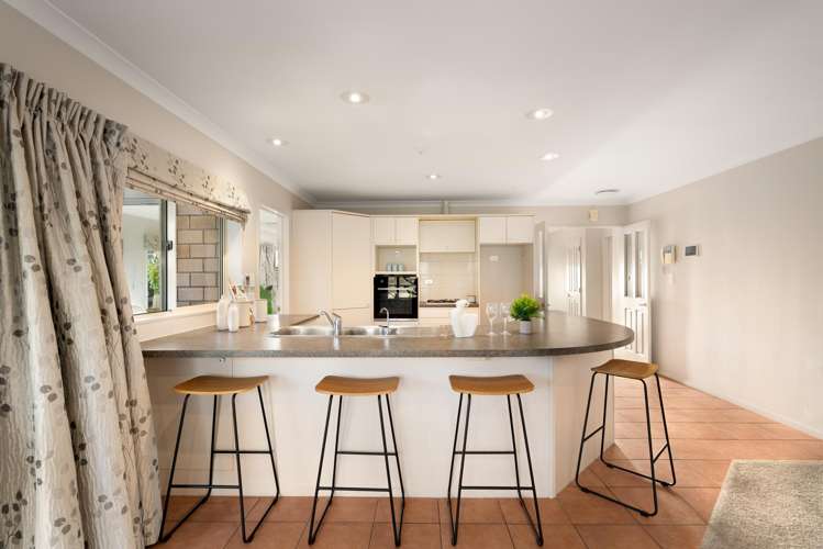 5 Castlehill Court Wattle Downs_6