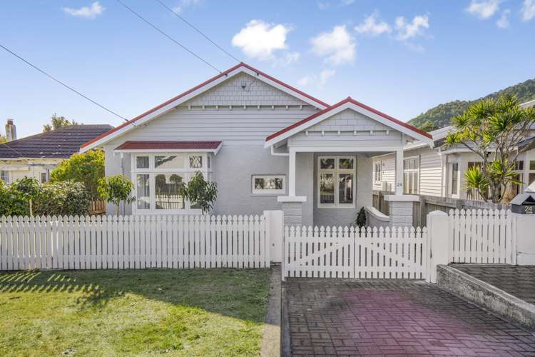 24 Kauri Street Eastbourne_17