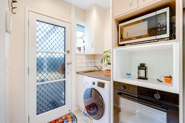 72 Livingstone Avenue Nawton_10