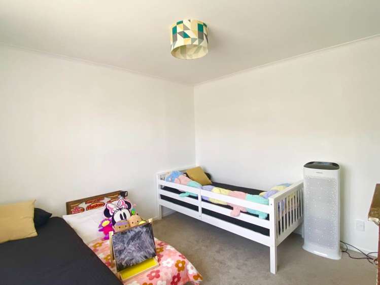 7 Ranger Place Wattle Downs_8