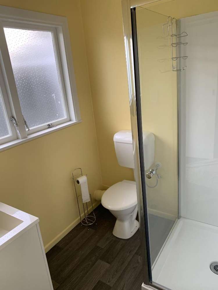 2/10 Ron Keat Drive Papakura_5