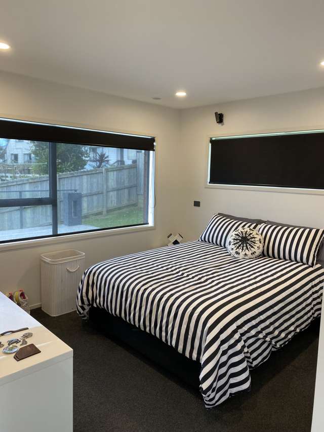 2/97 Moore Street Hillcrest_4