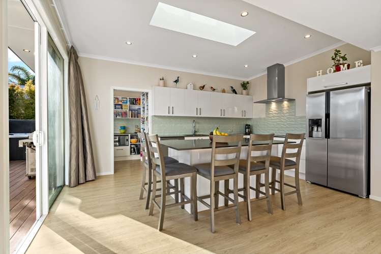 37 Maygrove Drive Orewa_6