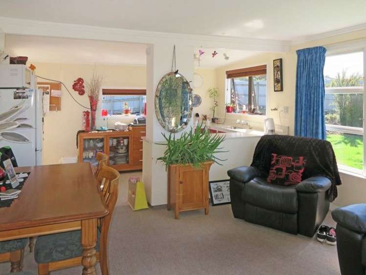 23 Totara Street Kaka Point_4