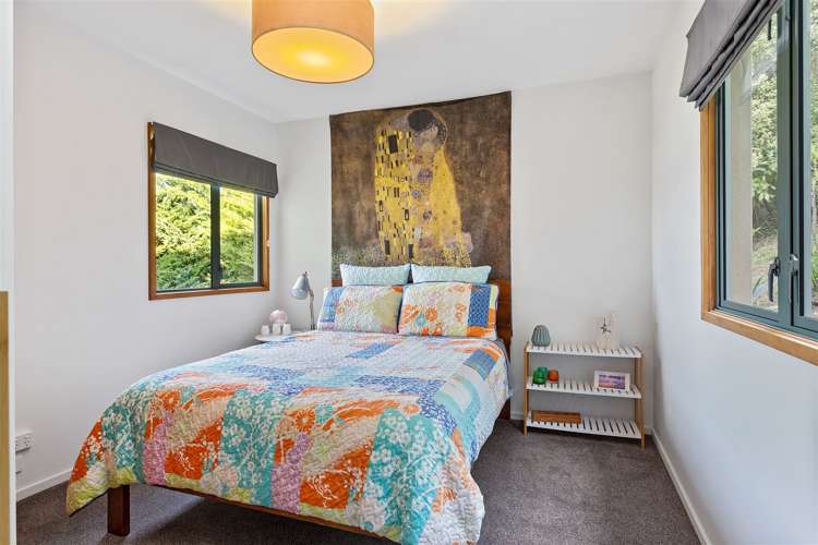 8 Main Road Governors Bay_12