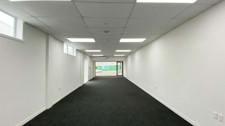 T2, GF/63 Devonport Road Tauranga Central_3