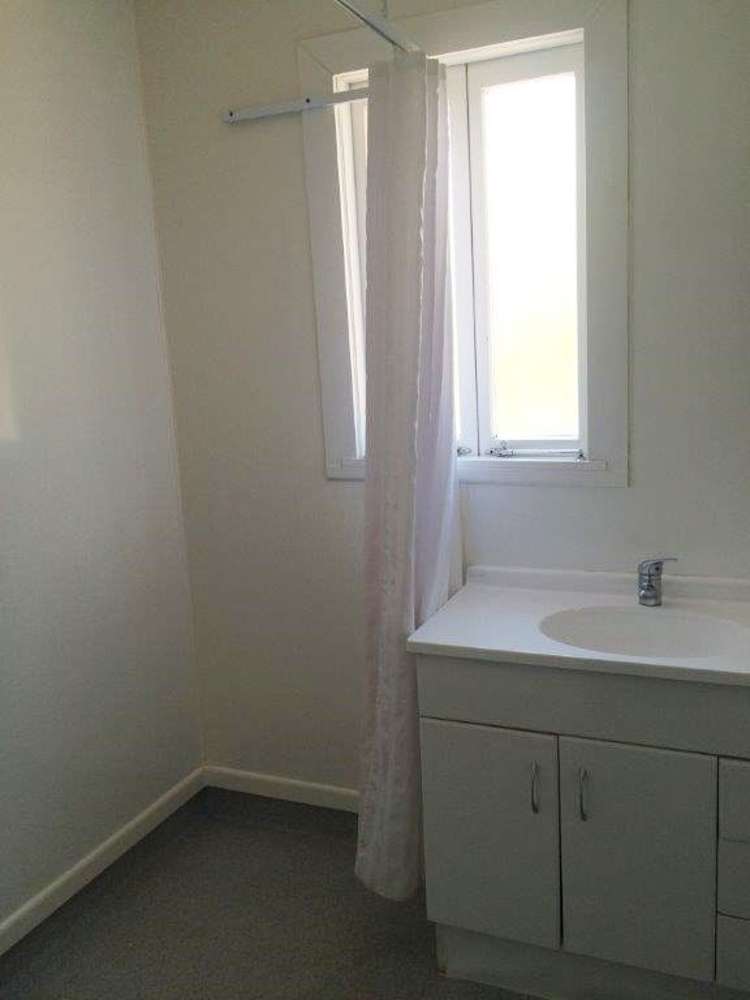 4 Evans Road Glen Eden_15