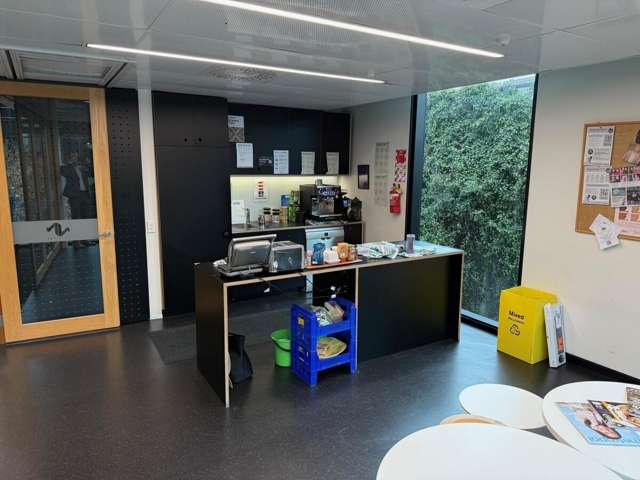 1/335 Lincoln Road Addington_3