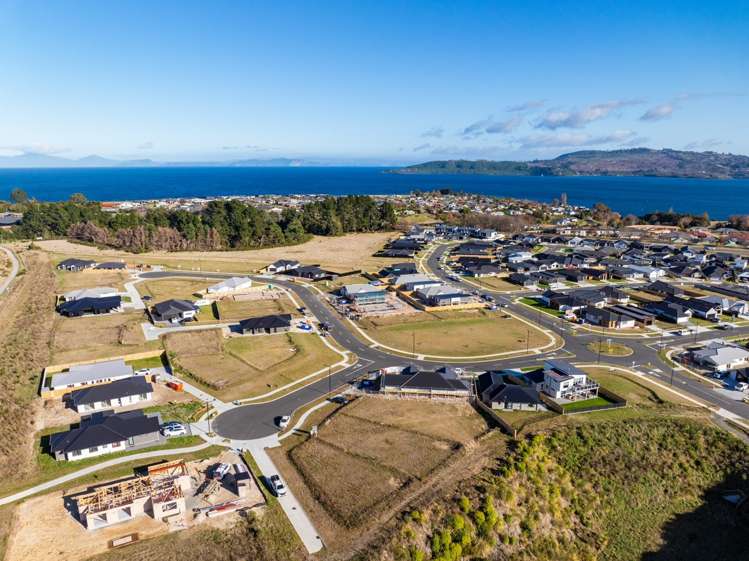 71 Kopakopa Crescent Wharewaka_9