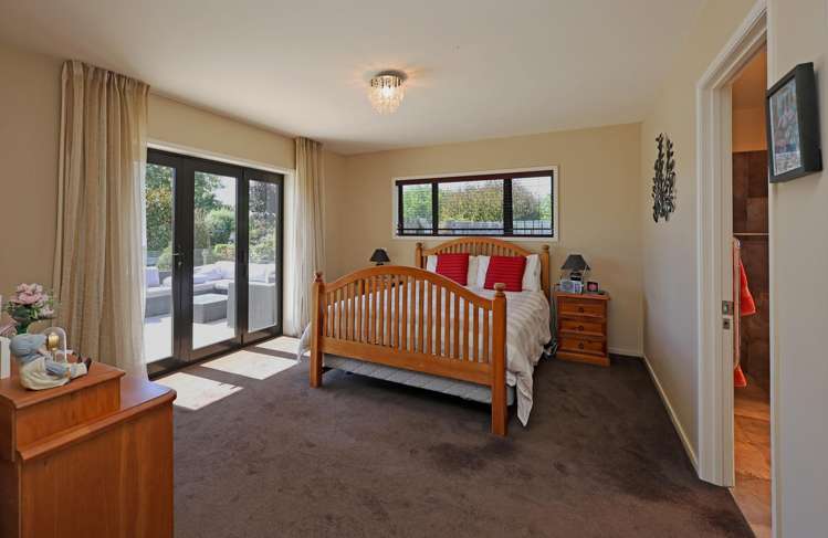 58d Essex Street Weston_13